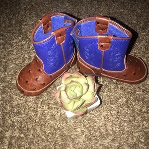 NWOT Double Barrel Booties- Infant